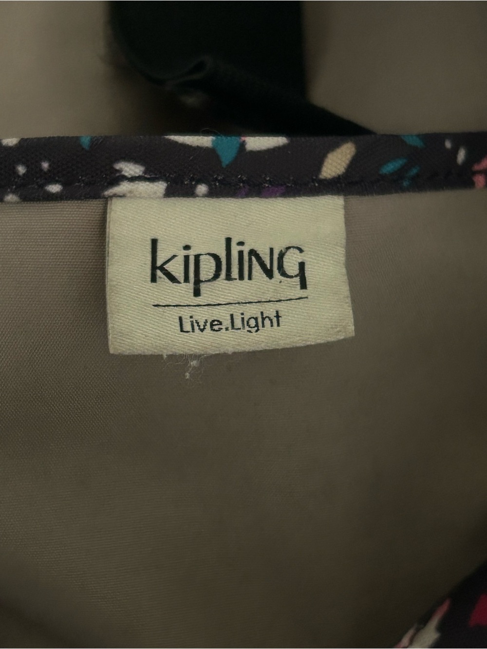 Kipling Lizabeth Crossbody Laptop Bag in Floral Gardenia - Picture 9 of 11